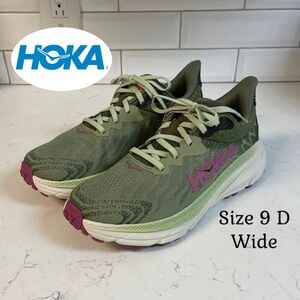 HOKA WOMEN'S CHALLENGER ATR 7 Forest Floor/ Beet Root Running Shoes Size 9D Wide